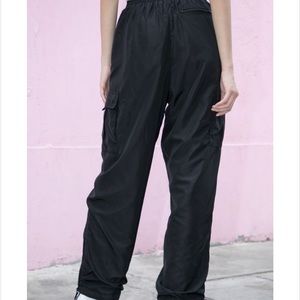 FRANCES CARGO TRACK PANTS // Brandy Melville